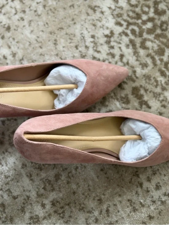 Marc Fisher Dusty Pink Suede Pointed Toe Pumps - Picture 4 of 7